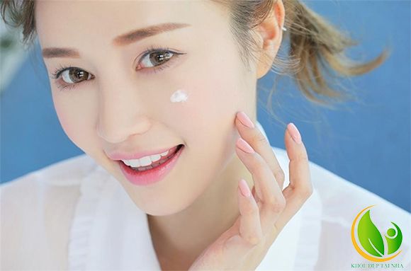 Nếu chỉ dưỡng da mà không sử dụng kem chống nắng thì mọi công cuộc chăm sóc da trở nên công cốc. 