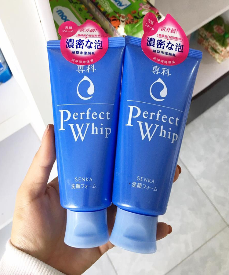 Sua-Rua-Mat-Shiseido-Perfect-Whip-Senka-2128.jpg